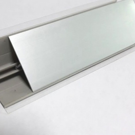 Відбортовка Туреччина алюміній 4000×30 трикутна - 0